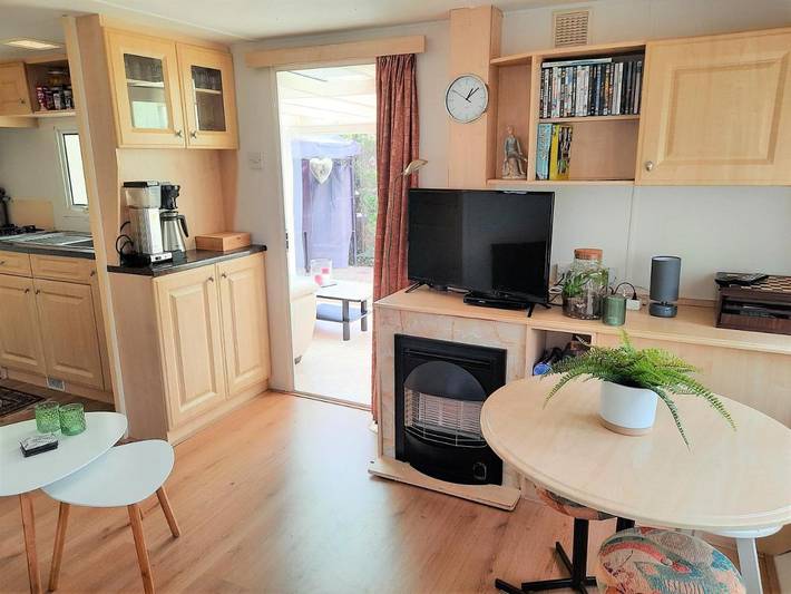 Chalet voor 3 personen, met zwembad en tuin in Apeldoorn Gemeente