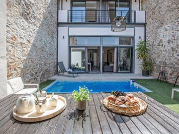 Gîte pour 8 personnes, avec terrasse et vue à Torreilles