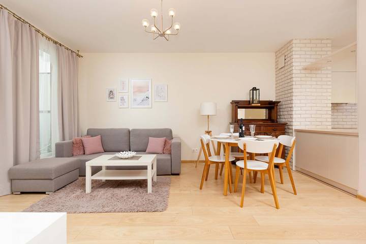 Apartament wakacyjny dla 4 osób, z Ogród w Wilanów