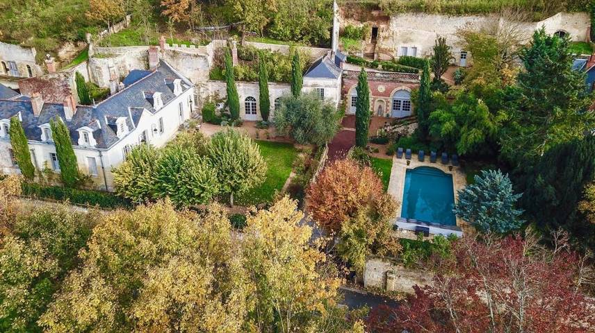 Location de vacances pour 18 personnes, avec Terrasse et Jardin ainsi que Piscine et Vue à Vouvray