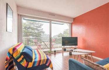 Gîte pour 4 personnes, avec balcon et vue dans Plage de La Source