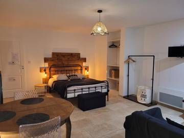 Chambre d’hôte pour 2 personnes, avec jardin à Lasséran