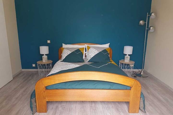 Gîte pour 4 personnes, avec terrasse ainsi que piscine et jardin dans Mont-de-Marsan - 2