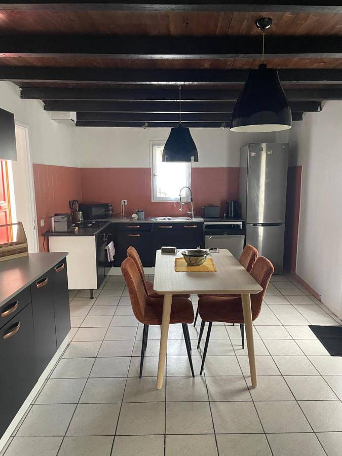 Villa pour 4 personnes, avec Terrasse et Jardin ainsi que Piscine et Vue à Roussillon - 4