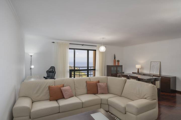 Gîte pour 6 personnes, avec balcon, adapté aux familles à Calheta - 3