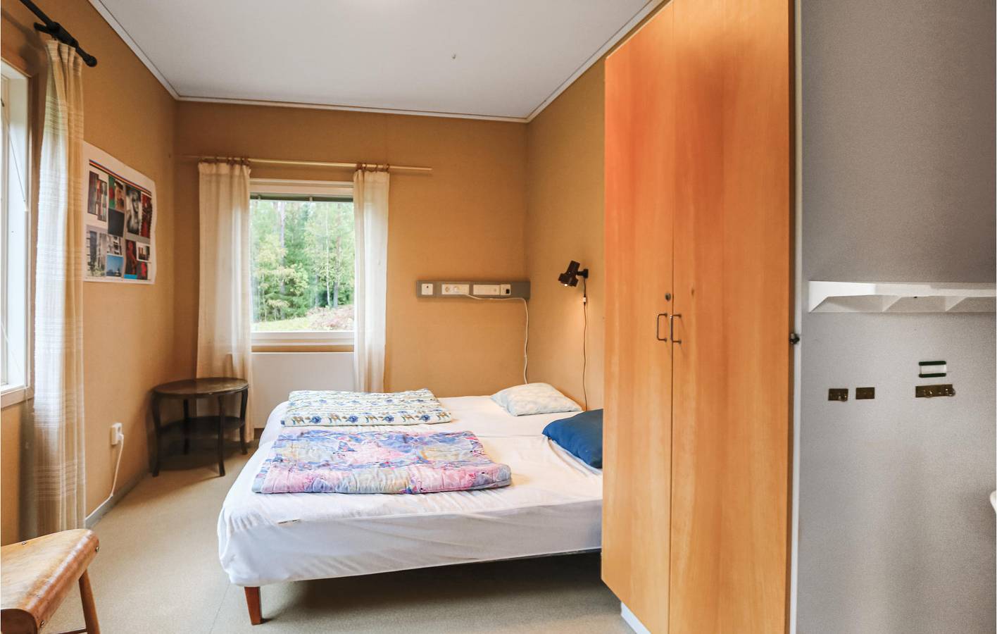 Hus för 4 Personer med trädgård in Svenska Östersjön