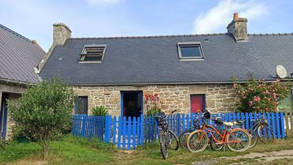 Gîte pour 4 personnes, avec jardin à Plomeur
