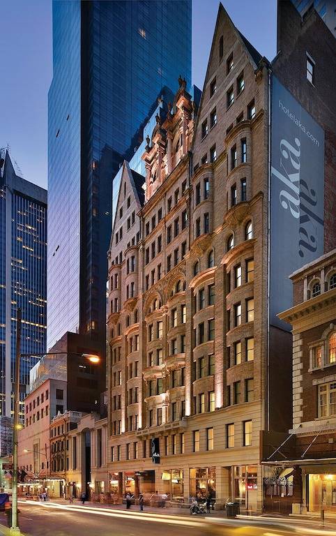 Aka Residences Luxurious Premium Studio w/ Custom Furnishings, Den Space & Wifi in Manhattan, New York