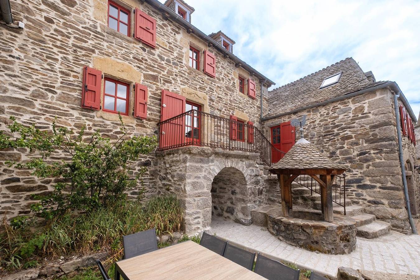 Ensemble Maison et Grange in Les Salces, Massif central