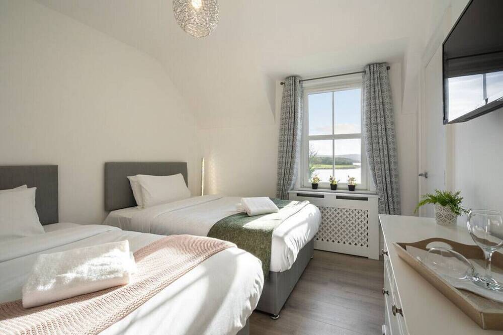 Lily's Pad · Escape Ordinary at Lily's Pad ~ Luxury~Lough Shore in Grafschaft Fermanagh