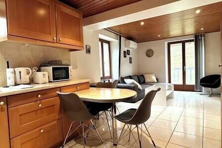 Appartement de vacances pour 5 personnes, avec jardin