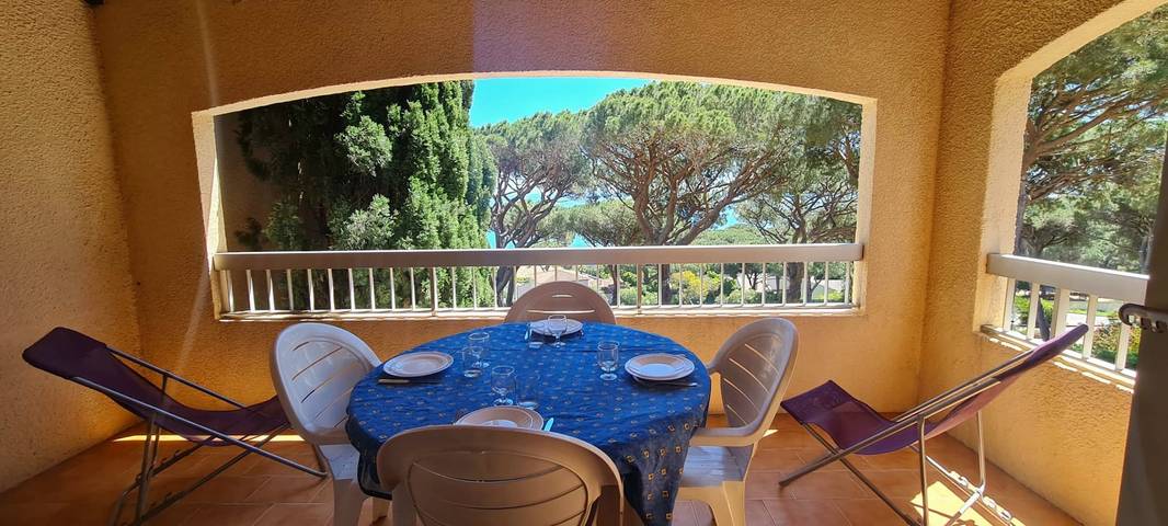 Gîte pour 6 personnes, avec piscine et balcon, adapté aux familles dans Plage Des Elephants - 2