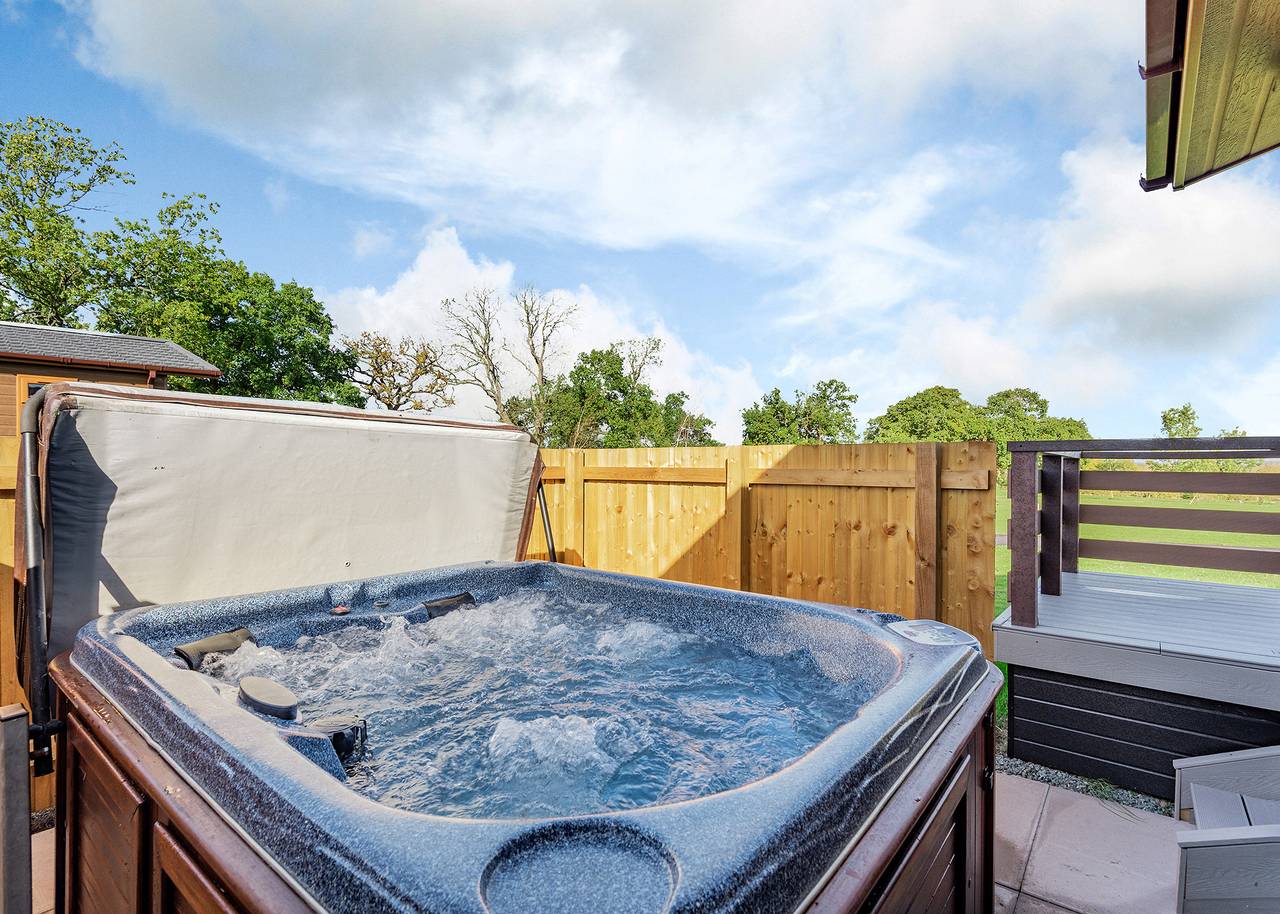 Glamping for 2 People in Shropshire, England