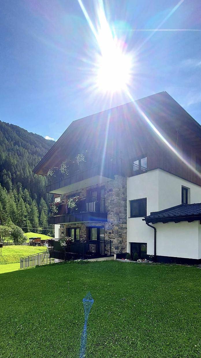 Ferienwohnung für 4 Personen, mit Balkon in Gries
