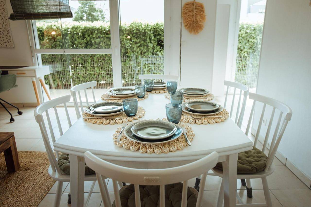 Appartement entier, One-Bedroom Apartment in Saint-Genis-Pouilly, Gex