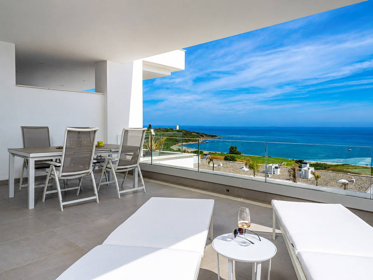 Apartamento entero, The Links Ii Sea View 2473 La Alcaidesa Golf in Playa de La Alcaidesa, San Roque