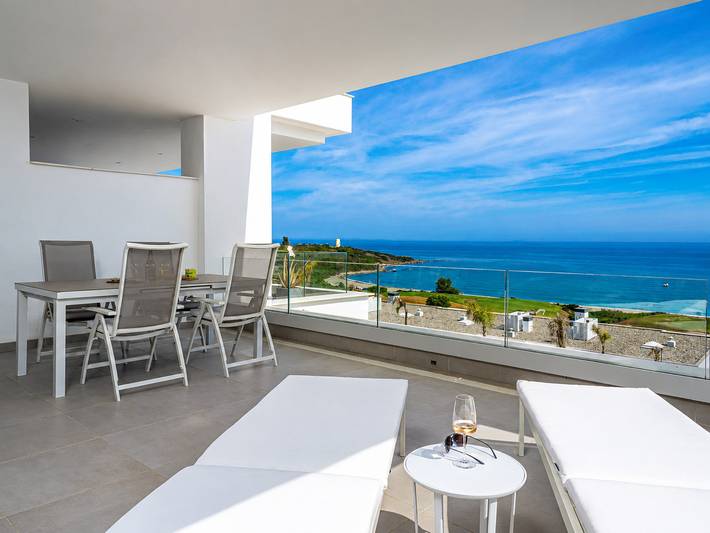 Apartamento de vacaciones para 4 personas, con piscina además de terraza y vistas - 1