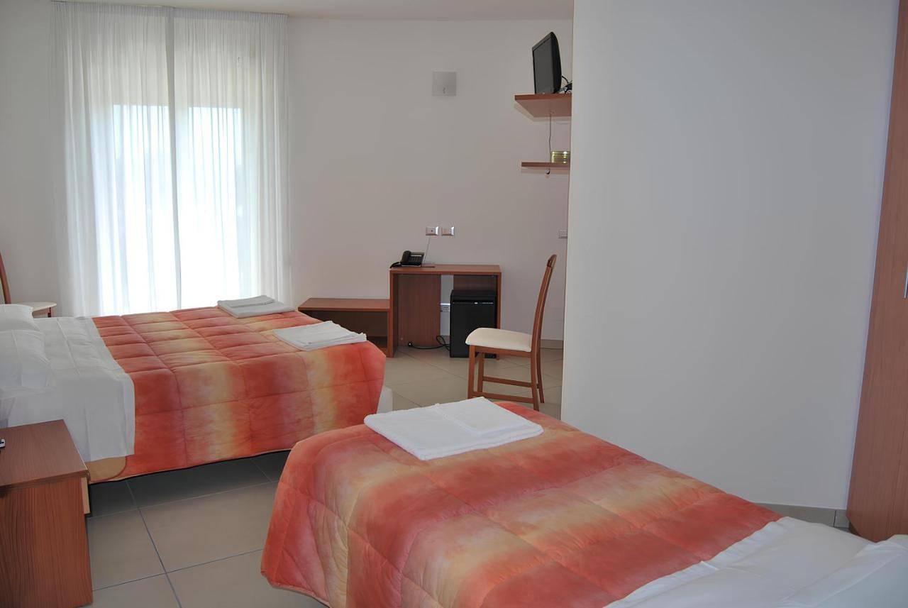 Eu ropa Hotel in Nereto, Côte Adriatique Abruzzes