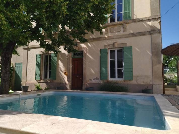 Appartement de vacances pour 2 personnes, avec jardin ainsi que terrasse et piscine