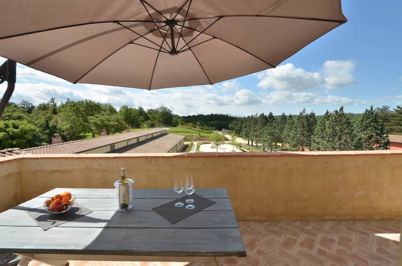 Ganze Wohnung, Hotel-Apartment "Quercia" mit Gemeinschaftspool und Wlan in Trequanda, Siena Provinz