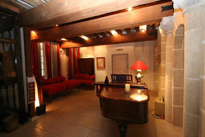 Maison d’hôte pour 5 personnes, avec terrasse ainsi que piscine et sauna à Paris - 4