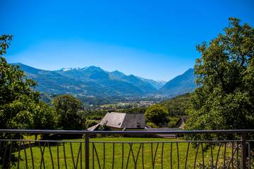 Gîte pour 13 Personnes dans Ouzous, Hautes-Pyrénées, Photo 4