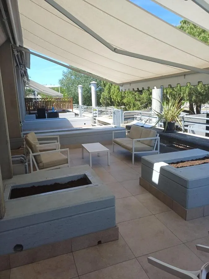 Holiday home for 5 people, with view and terrace, with pets - 1