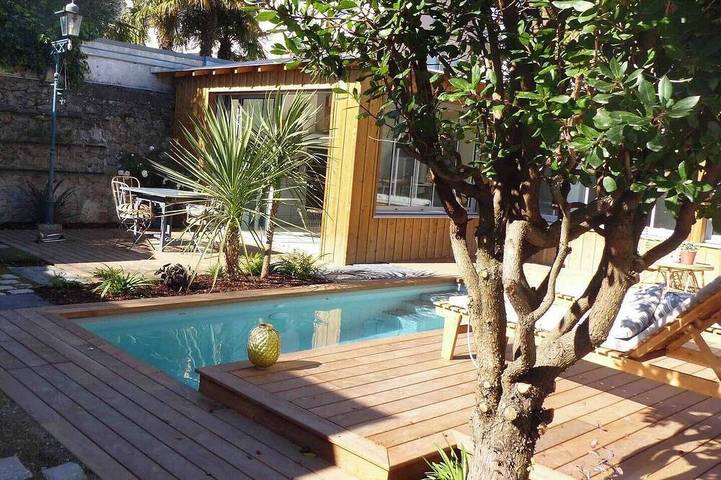 Gîte pour 4 personnes, avec jacuzzi ainsi que terrasse et jardin à Nantes