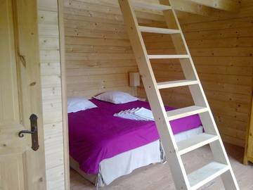 Gîte pour 8 personnes, avec jacuzzi et jardin ainsi que sauna et piscine à Izeaux