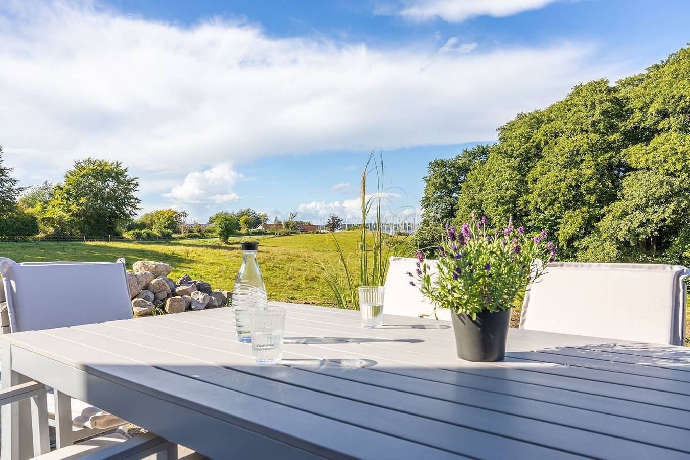 Heimathafen Schausende - Strandkorb, 2 Parkplätze, Terrasse, Waschmaschine in Holnis, Glücksburg