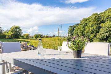 Ferienhaus für 4 Personen, mit Garten und Ausblick in Glücksburg