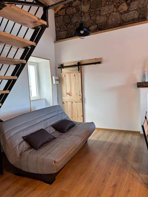 Appartement entier, Chez lulu Appartement cosy. in Cozzano, Parc naturel régional de Corse