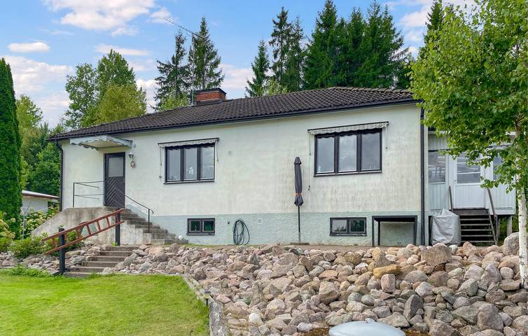 Ferienhaus für 9 Personen mit Garten in Kinda, Östergötland