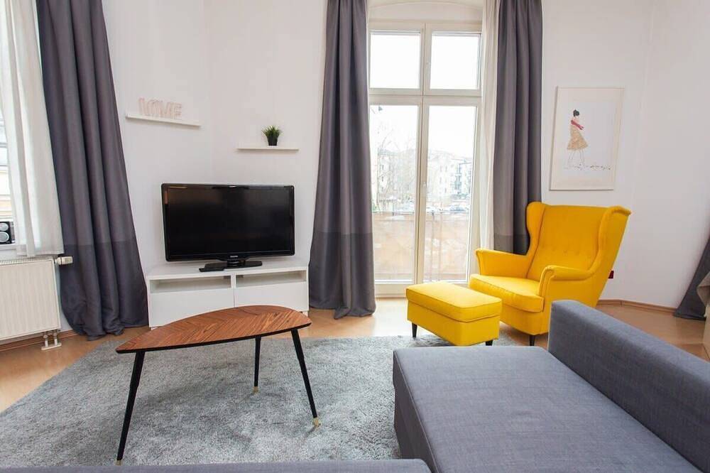 Ganze Wohnung, Fullhouse | Halle | Mara | Studio in Halle, Saale-Unstrut