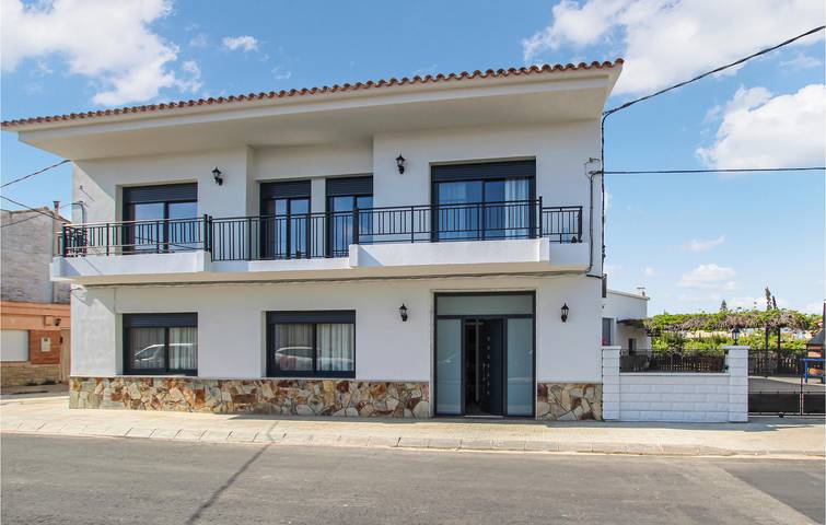 Apartamento para 10 personas, con piscina, Se admiten mascotas en La Cava