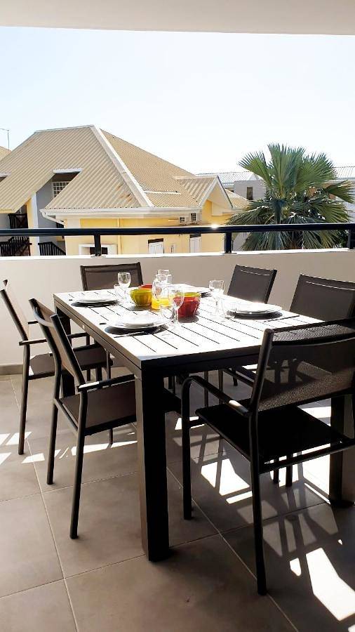 Gîte pour 4 personnes, avec terrasse dans Plage de l'Hermitage - 2