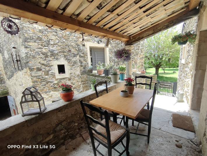 Gîte pour 4 personnes, avec terrasse et jardin, animaux acceptés dans les Alpes-de-Haute-Provence - 3