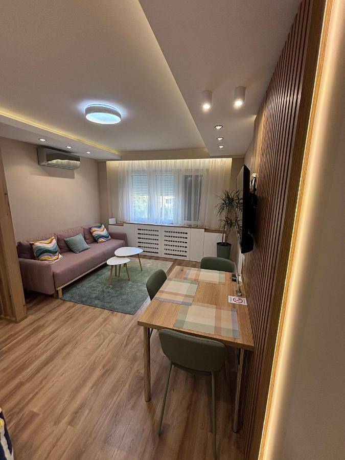 Appartement entier, One-Bedroom Apartment in Шабац, Mačva (district)