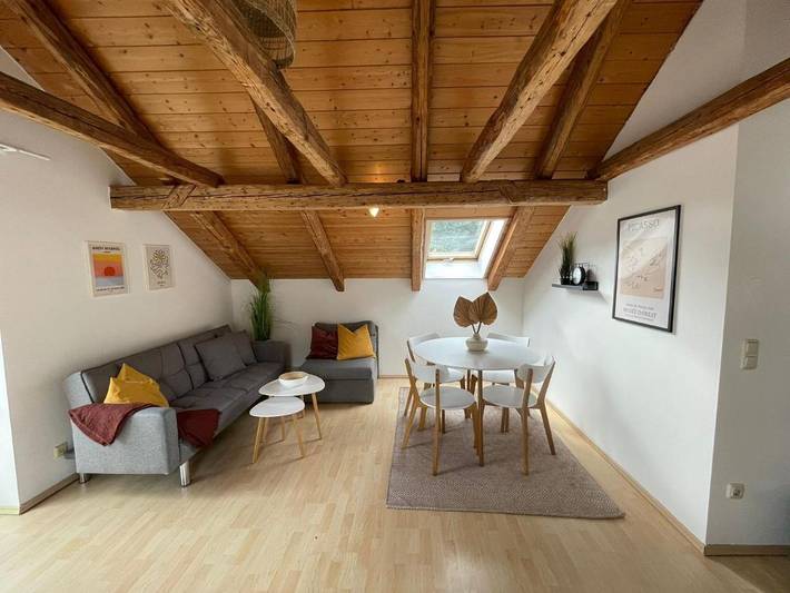 Ferienwohnung für 3 Personen, mit Terrasse und Ausblick, mit Haustier in Velden am Wörther See