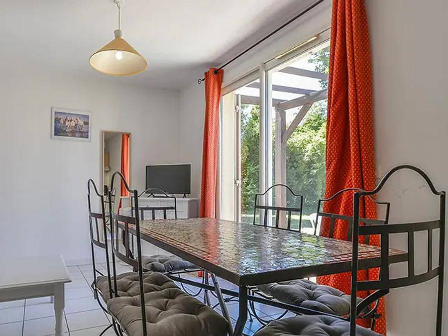 Résidence Sun Hols Les Rives du Lac - Vacancéole - Ferienhaus 6 personen - Haus 3 Zimmer 6 Personen in Saint-Saturnin-lès-Avignon, Vaucluse