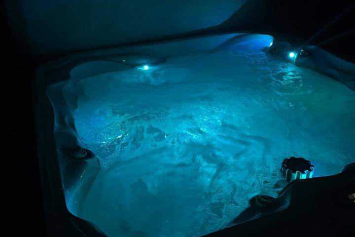 Ferienhaus für 6 Personen, mit Garten und Whirlpool, kinderfreundlich - 1