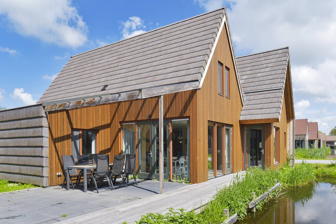 Landal De Reeuwijkse Plassen — 20-persoons waterwoning - Wijk en Woude in Reeuwijk, Groene Hart