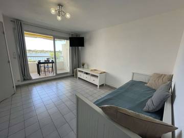 Appartement De Vacances pour 4 Personnes dans Port Camargue, Le Grau-du-Roi, Photo 4