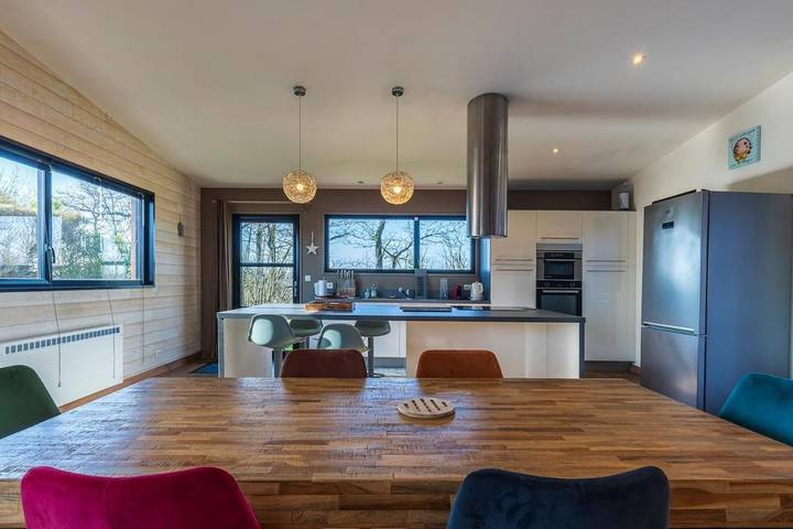 Location de vacances pour 6 personnes, avec terrasse, animaux acceptés à Plogastel-Saint-Germain - 3