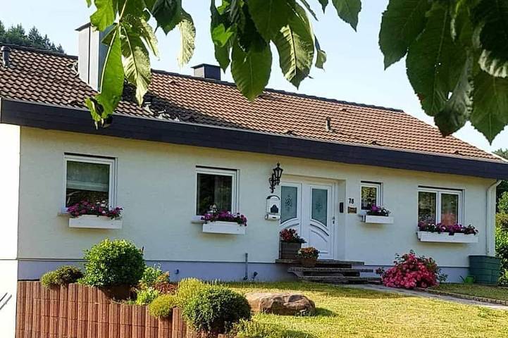 Ferienwohnung für 4 Personen, mit Terrasse und Garten