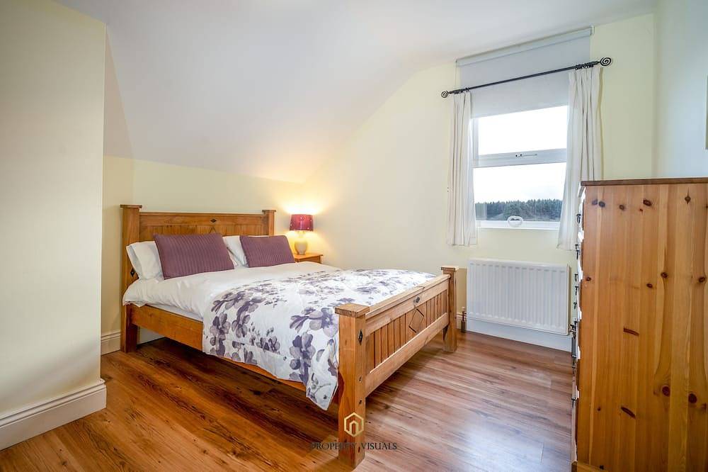 Forestside House - modernes, geräumiges Haus, ideal für Gruppen und Familien in Grafschaft Antrim