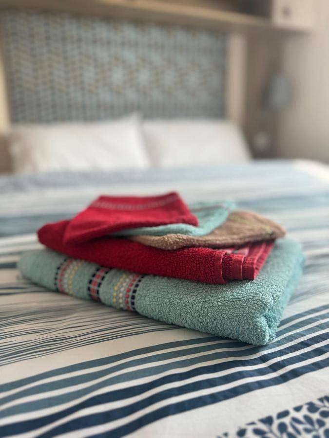 Camping pour 8 personnes, avec terrasse ainsi que piscine et jardin, animaux acceptés à Dinard - 2