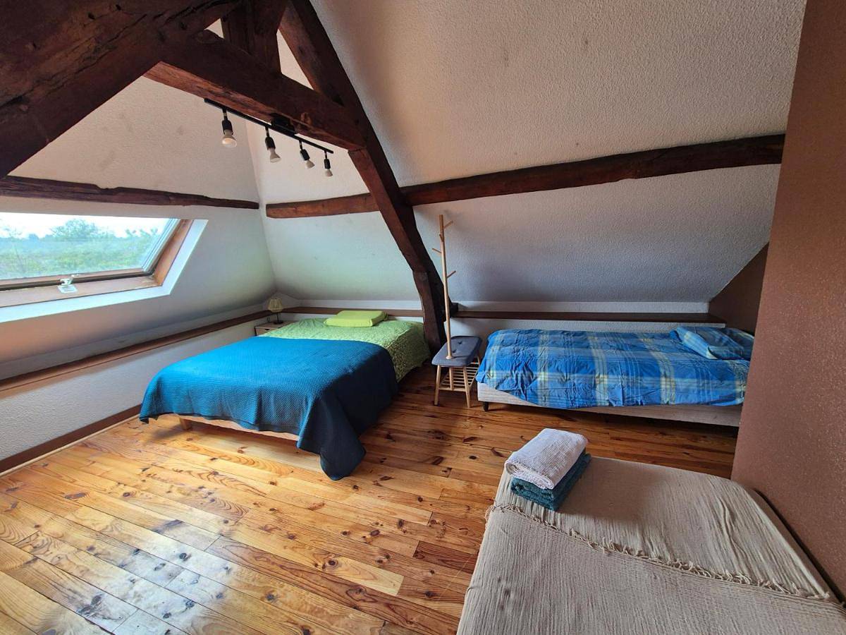 Appartement de vacances entier, Double Room with Private Bathroom in Lisieux, Région de Lisieux