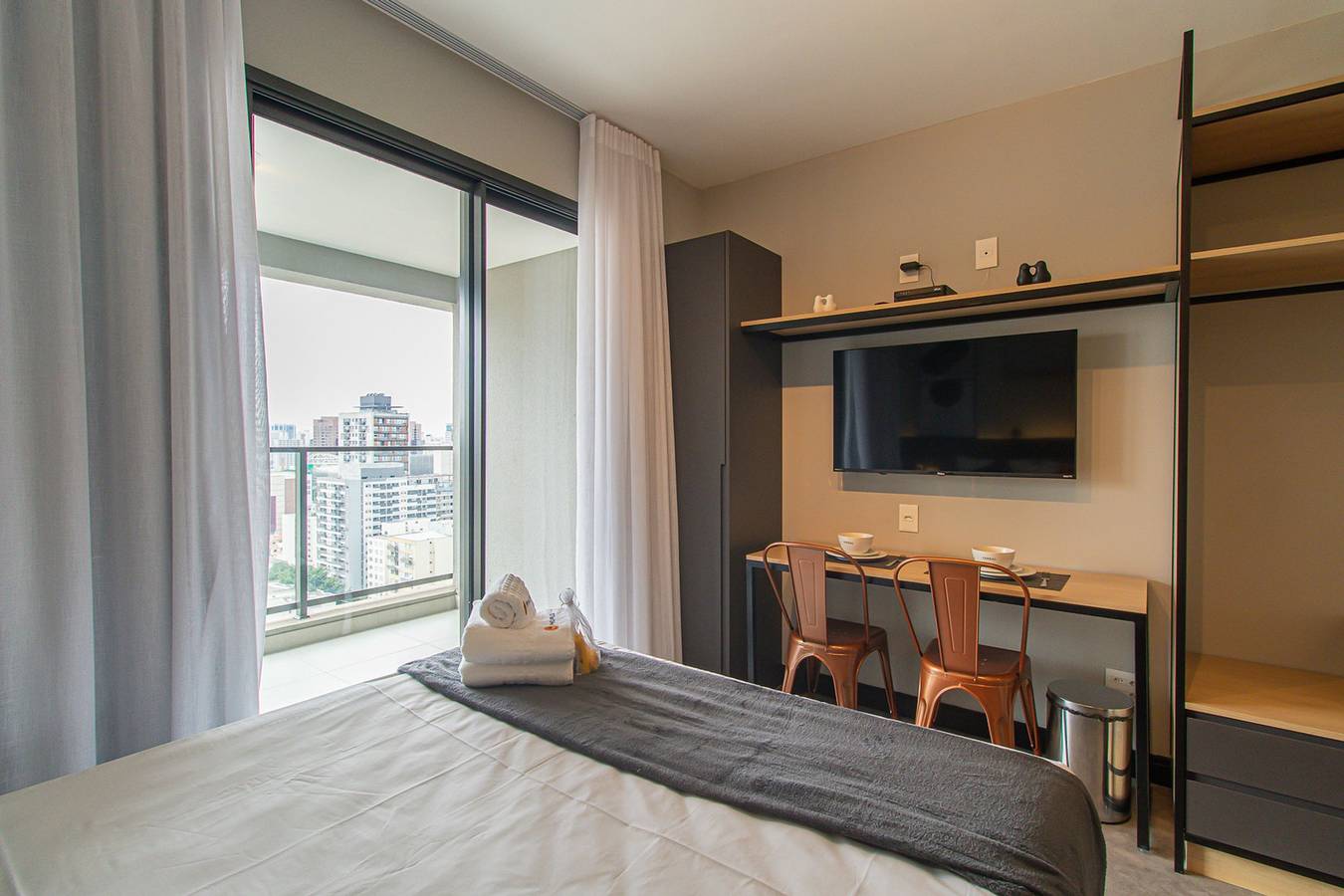 Studio entier, Modern Retreat Near Allianz Parque | Sp-P1604A in Perdizes, São Paulo