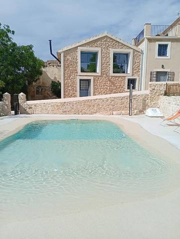 Gîte pour 2 personnes, avec jardin ainsi que terrasse et piscine à Moratalla